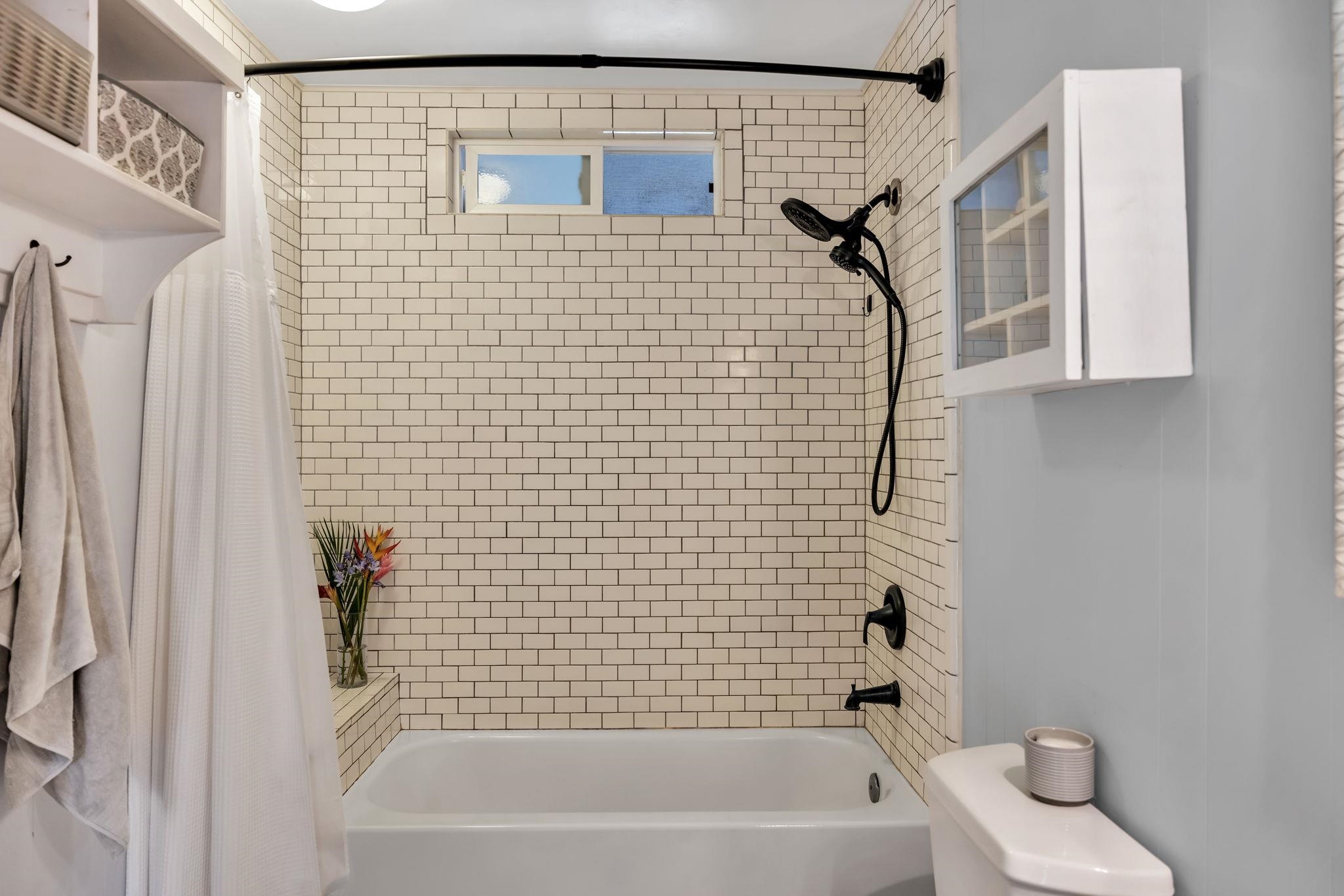 5131 Hanawai St Unit: F