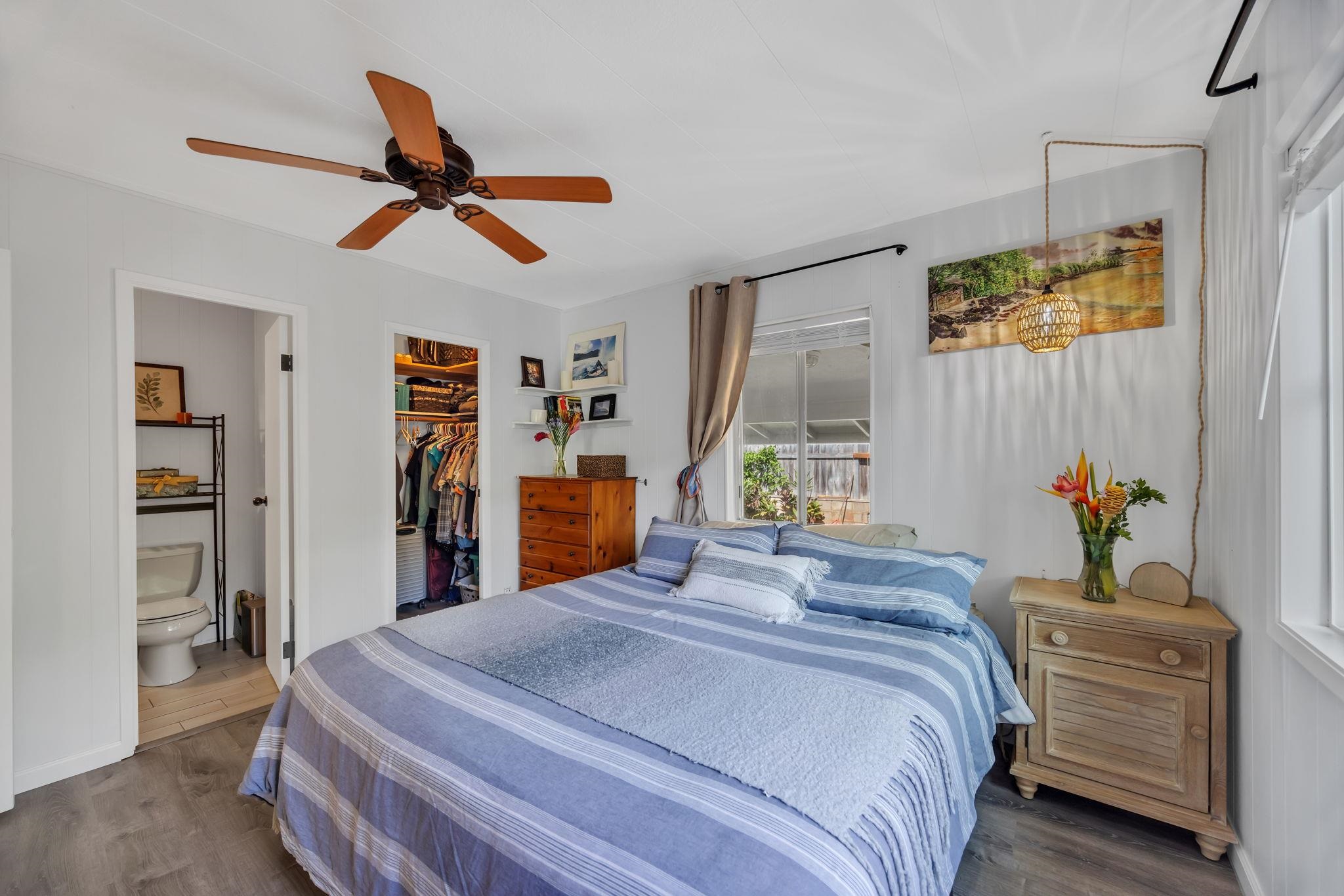 5131 Hanawai St Unit: F