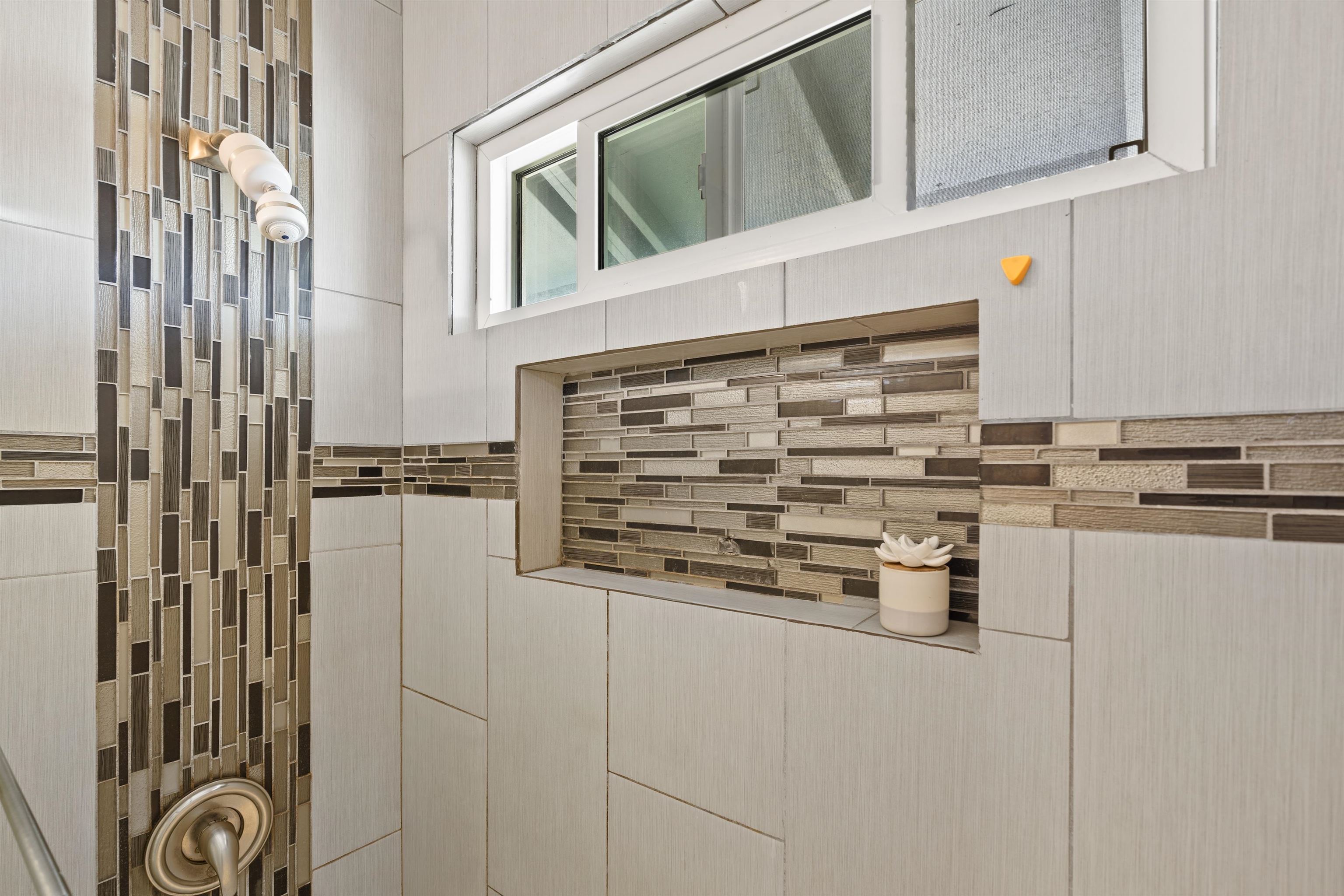 4955 HANAWAI St Unit: 6-201