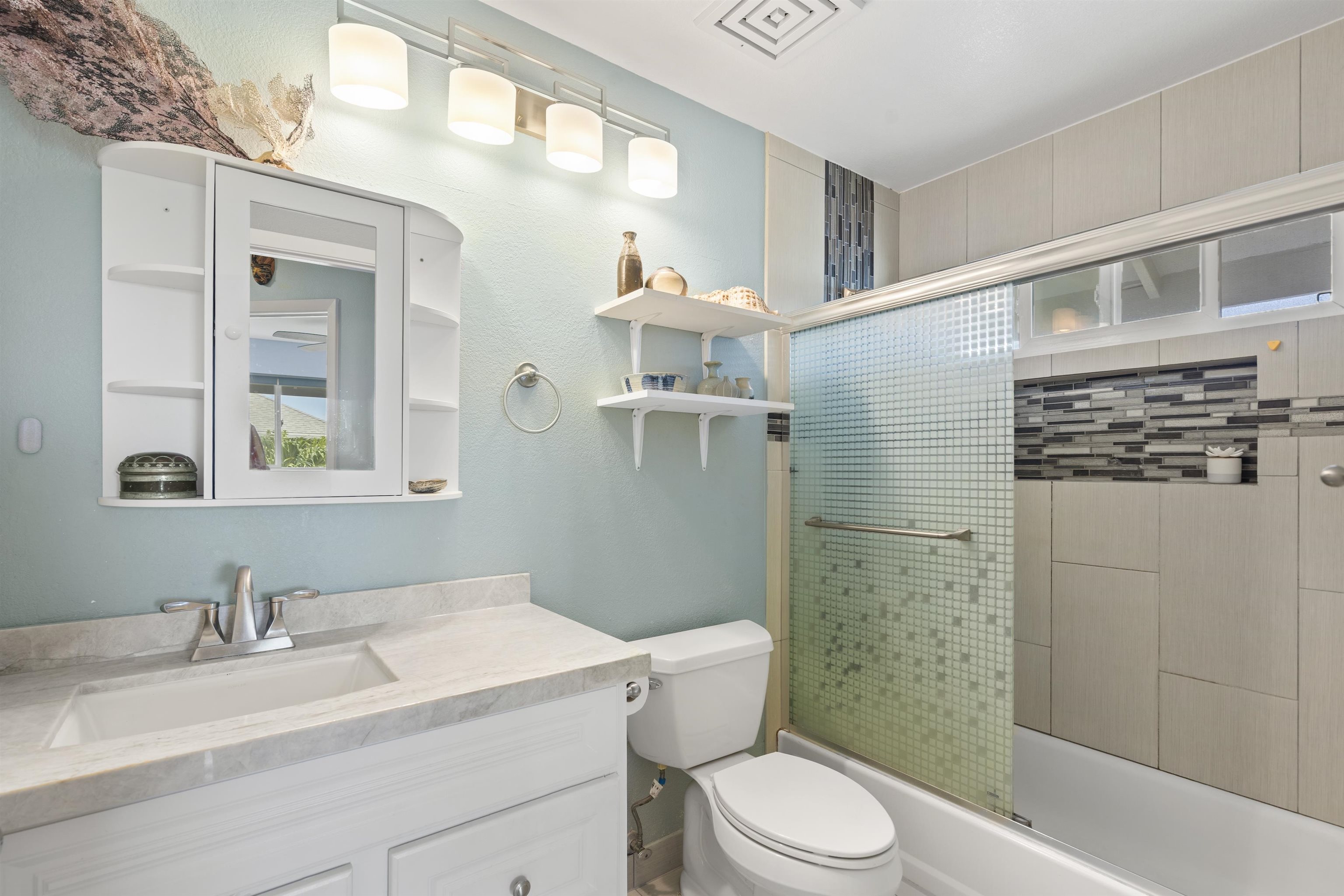 4955 HANAWAI St Unit: 6-201