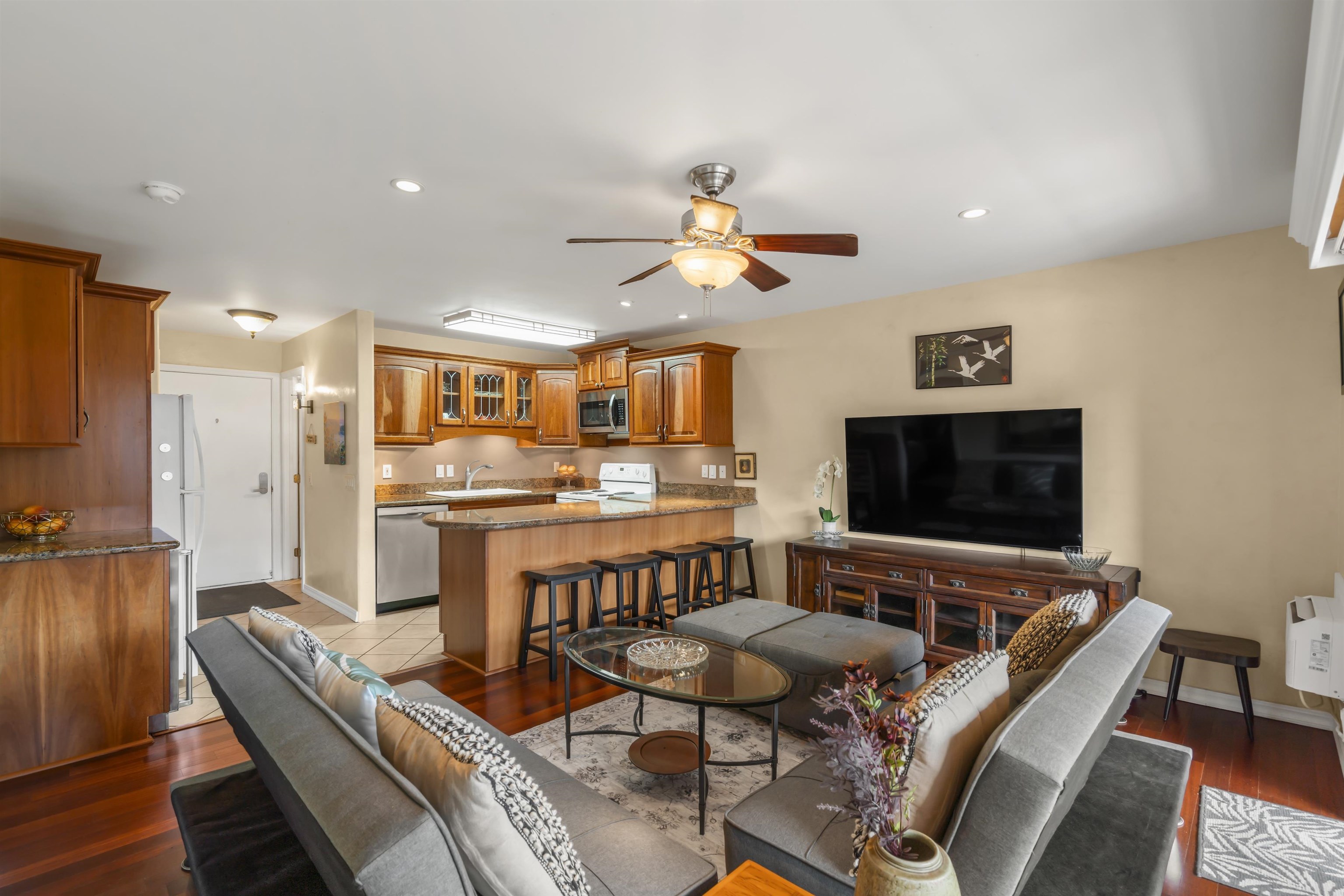 3740 Lower Honoapiilani Rd Unit: A306