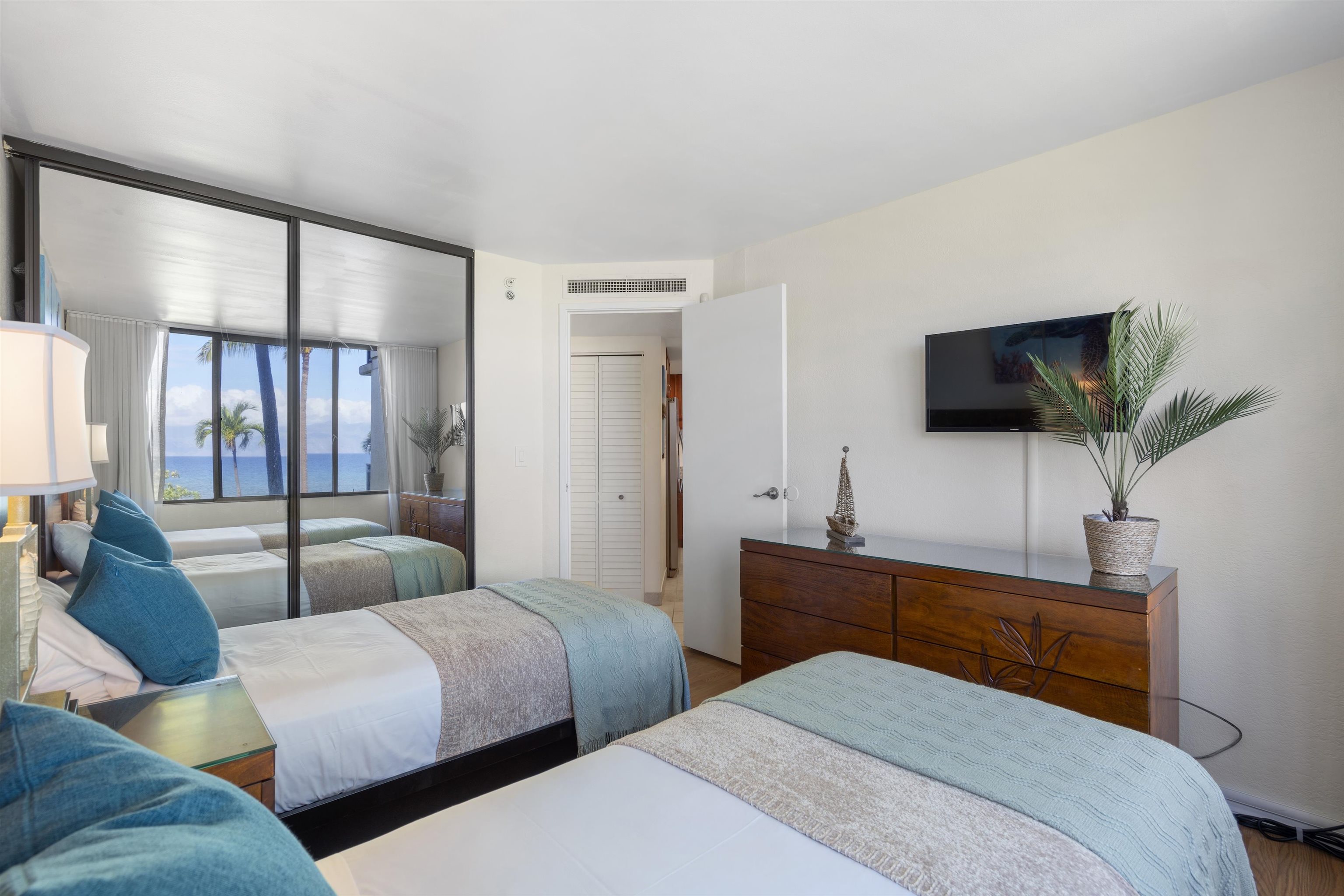 3445 Lower Honoapiilani Rd Unit: 204