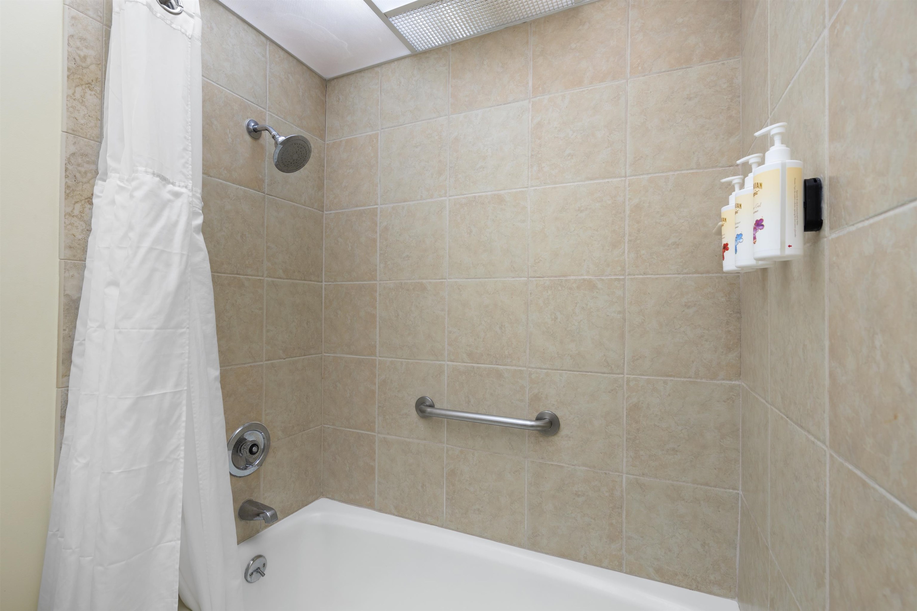 3445 Lower Honoapiilani Rd Unit: 204