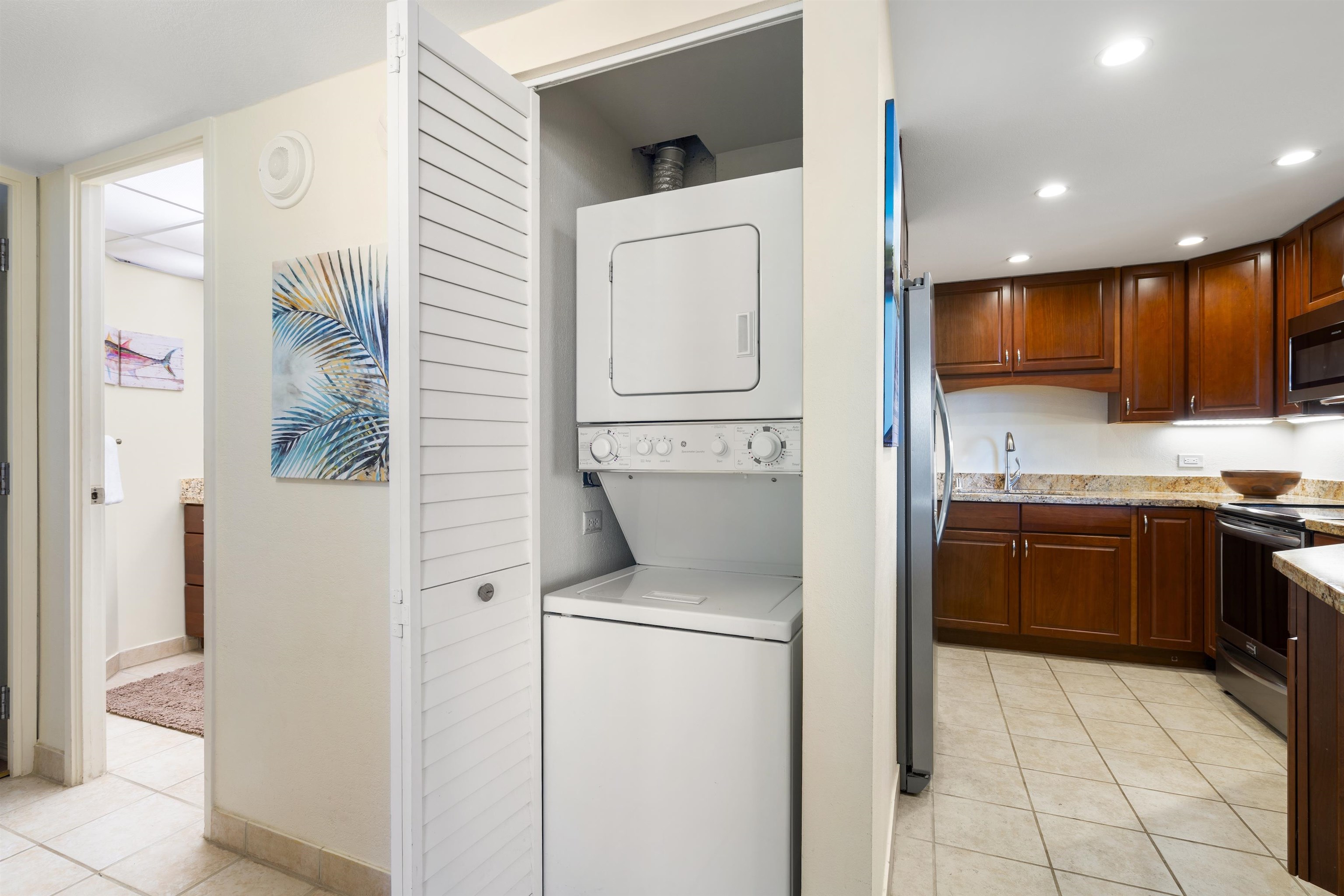 3445 Lower Honoapiilani Rd Unit: 204