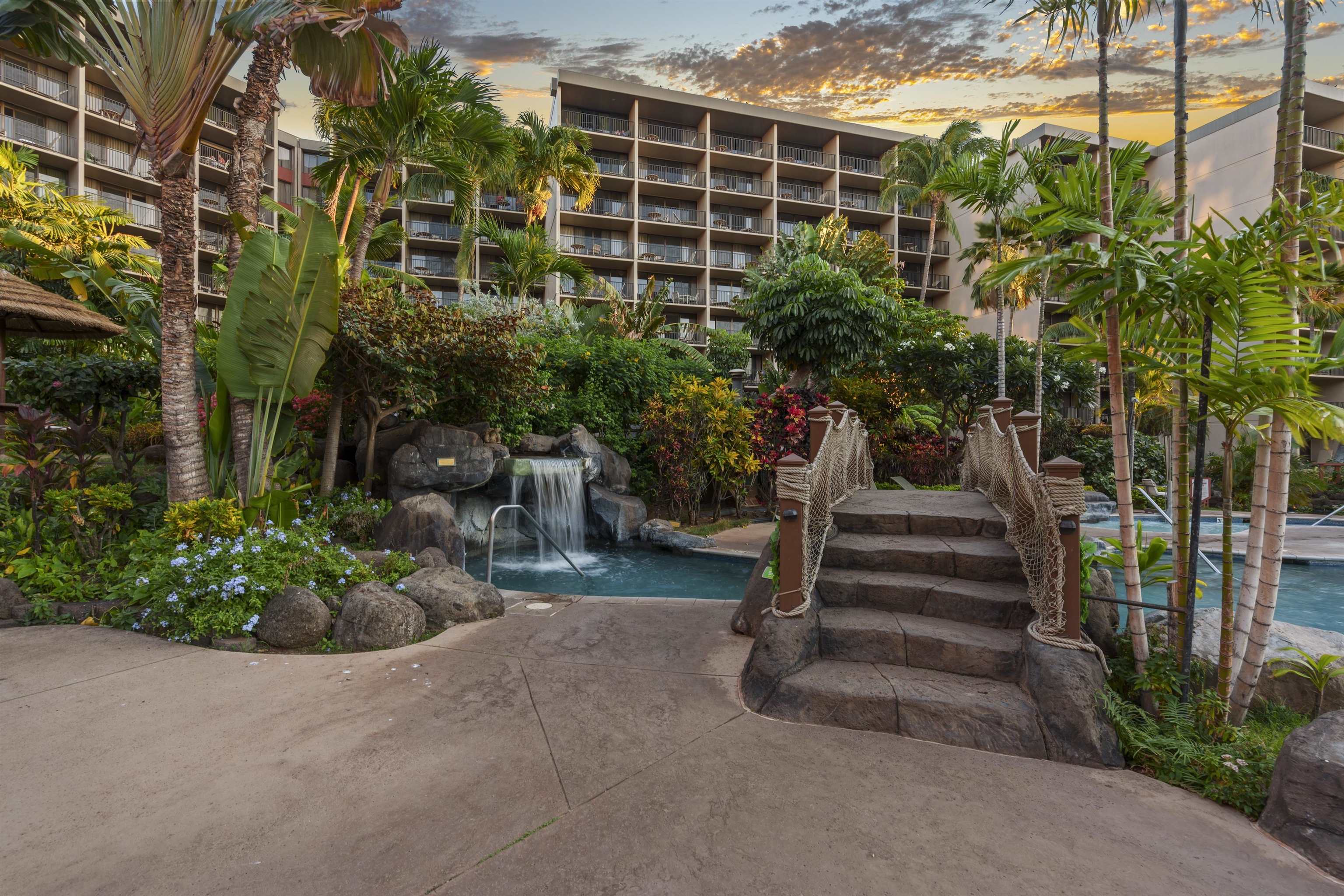 3445 Lower Honoapiilani Rd Unit: 204