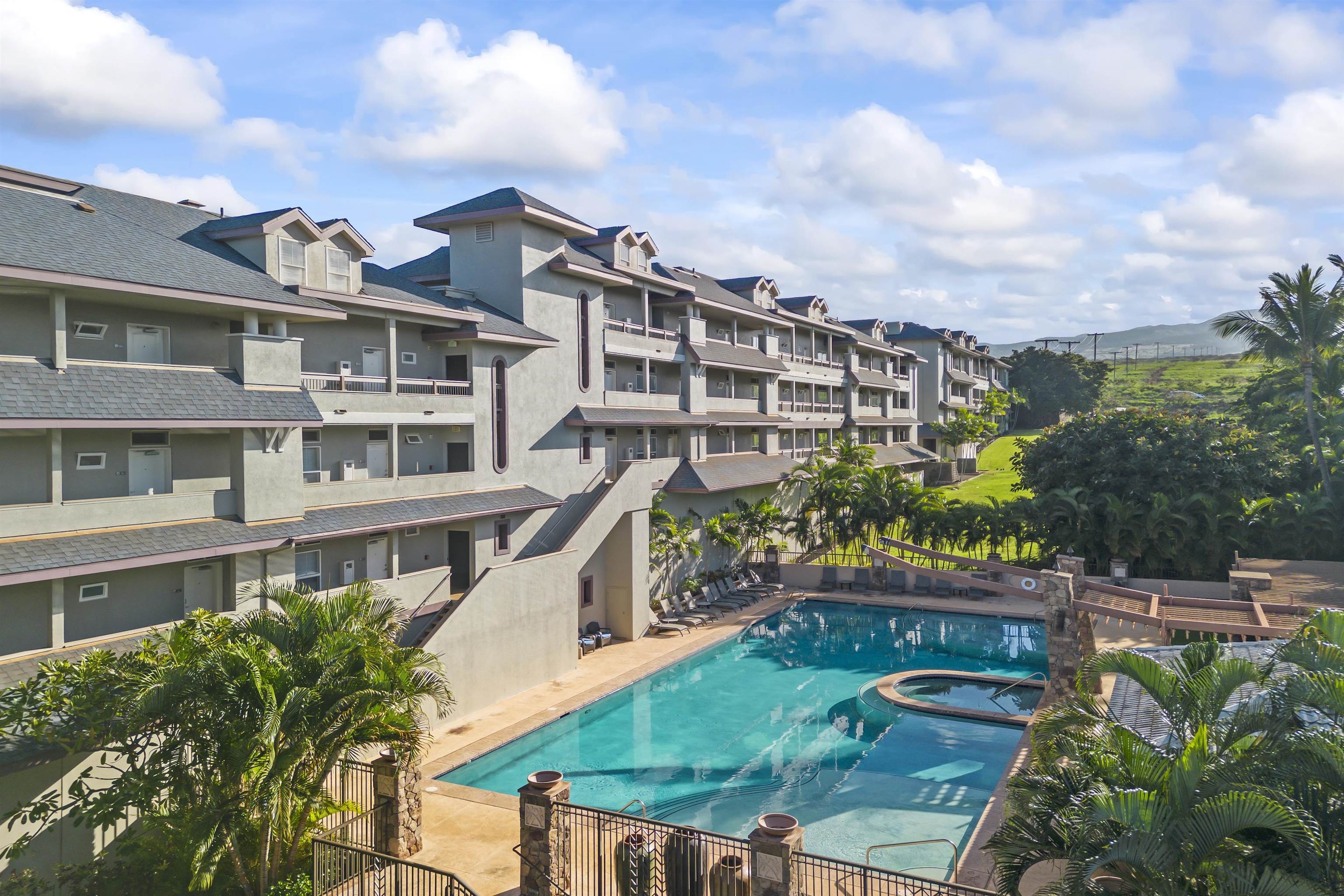 3708 LOWER HONOAPIILANI Rd Unit: E20