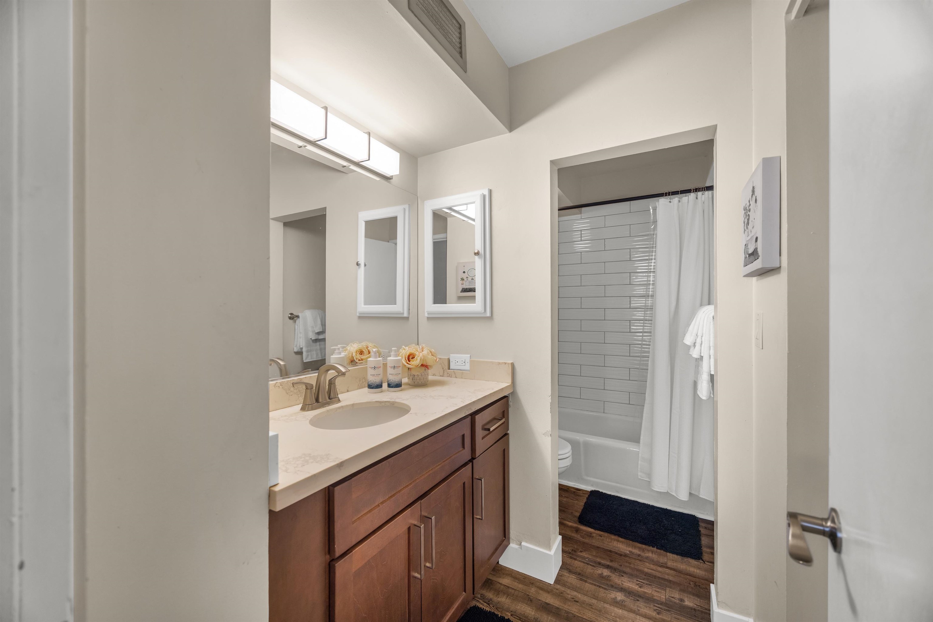 4310 Lower Honoapiilani Rd Unit: 520