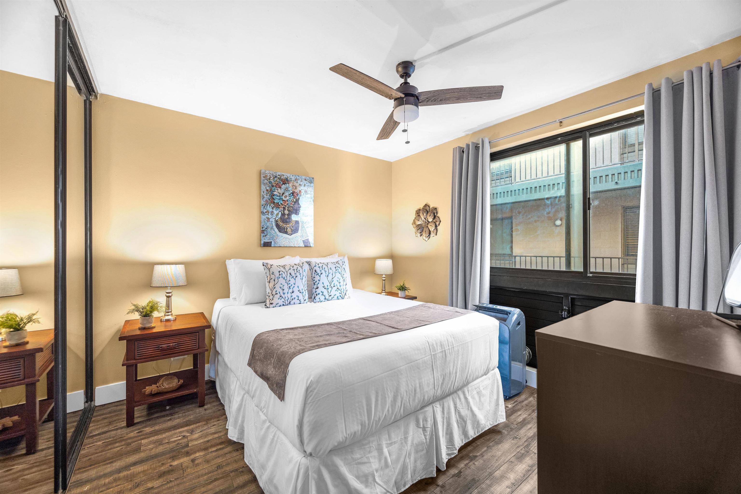 4310 Lower Honoapiilani Rd Unit: 520