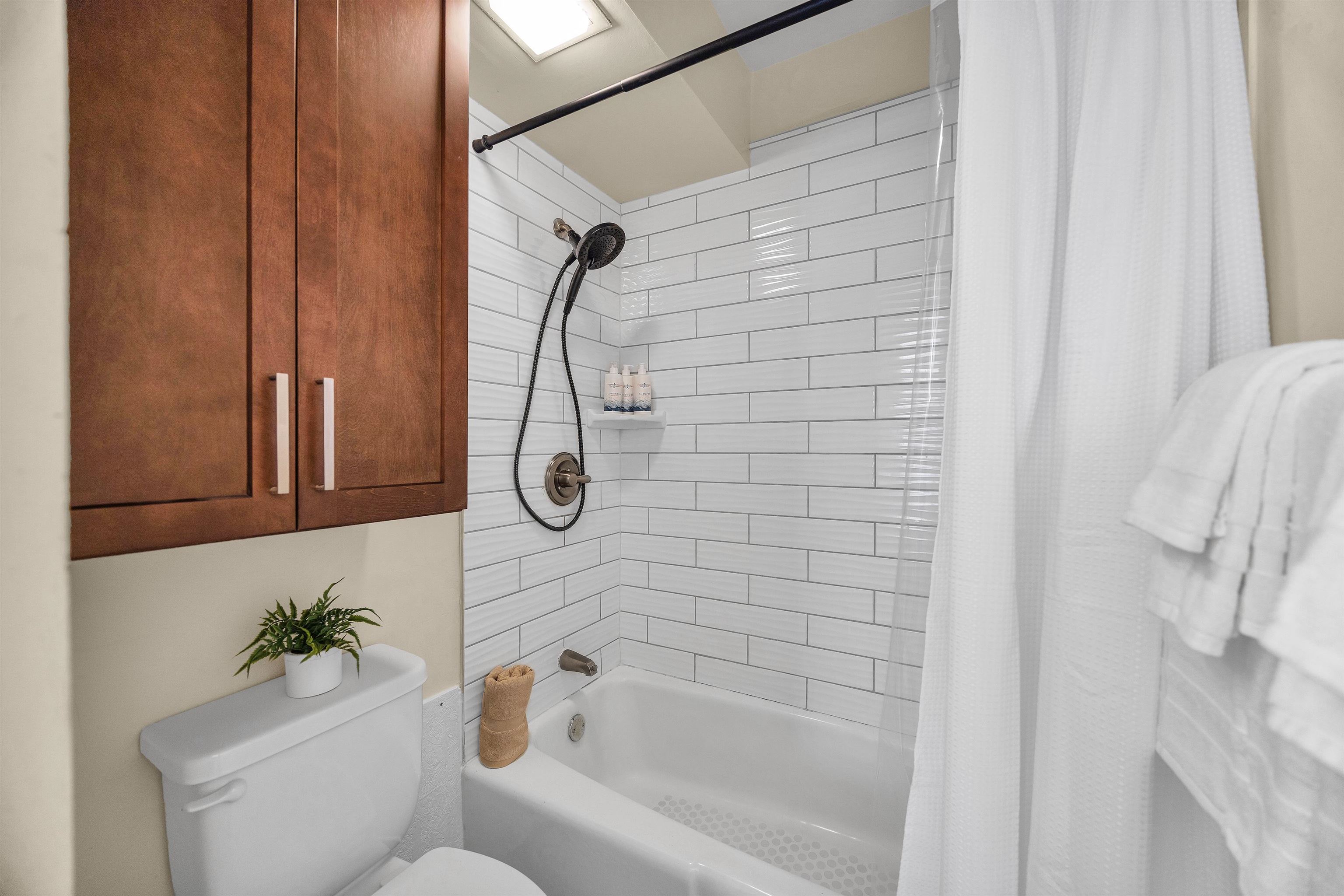 4310 Lower Honoapiilani Rd Unit: 520