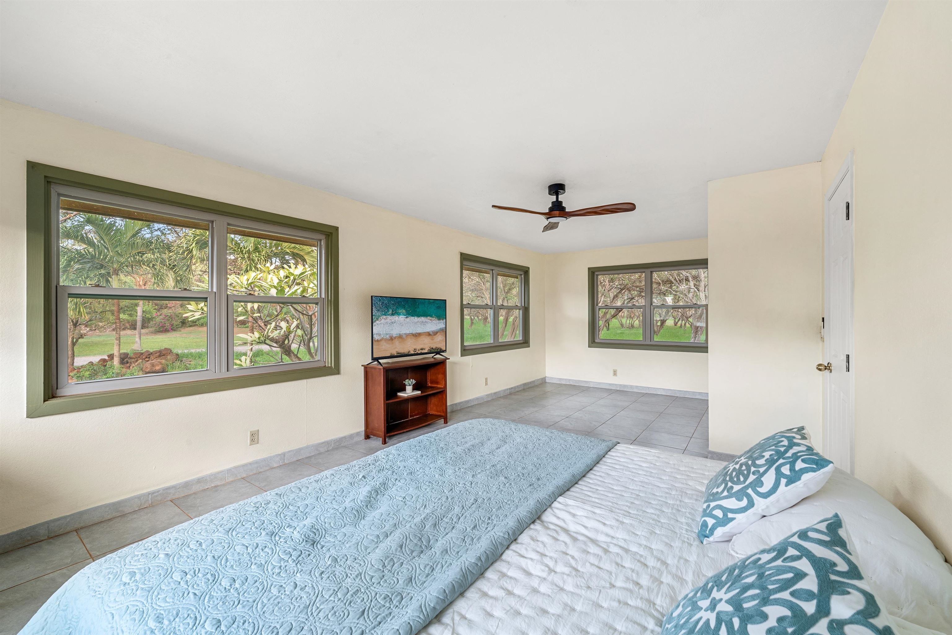 2944 Kalua Koi Rd