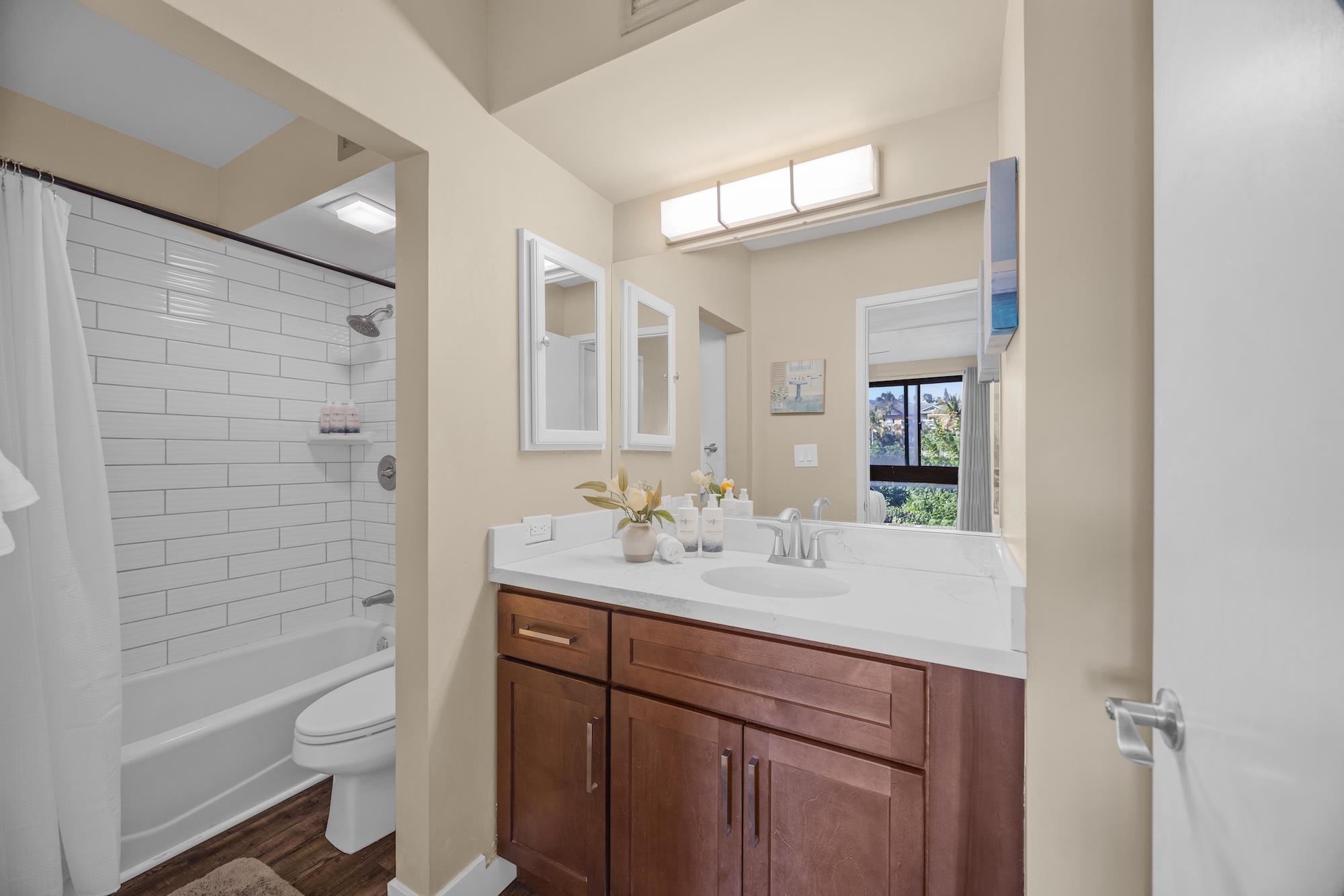 4310 Lower Honoapiilani Rd Unit: 520