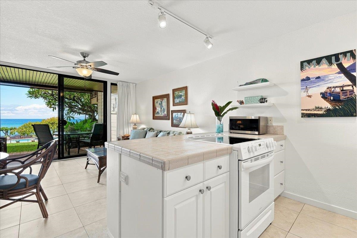 3975 Lower Honoapiilani Rd Unit: 115
