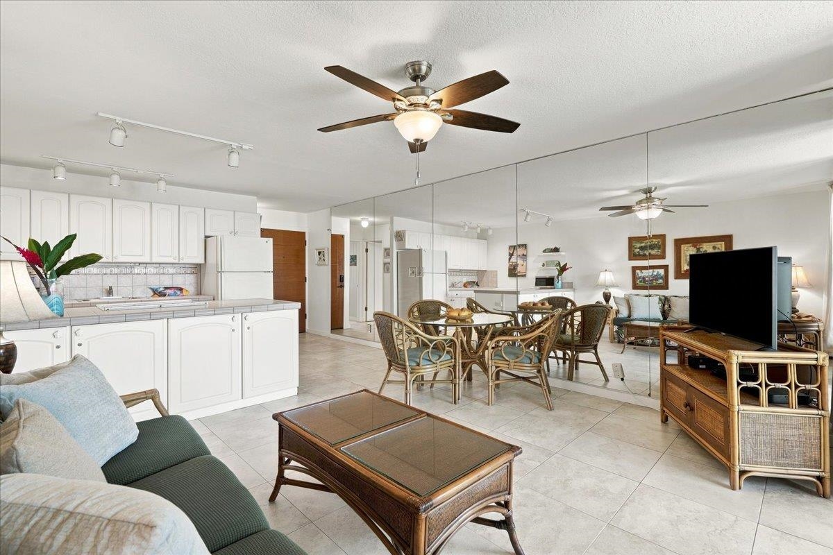 3975 Lower Honoapiilani Rd Unit: 115