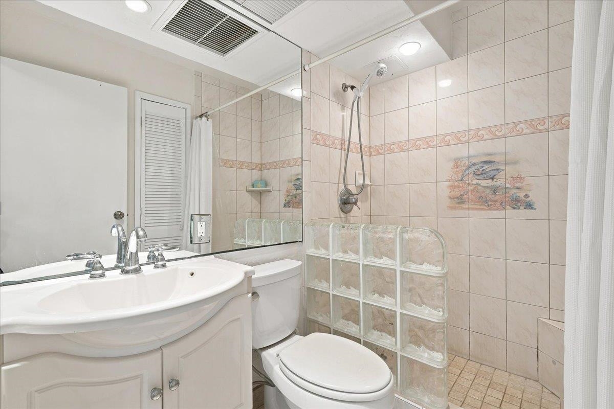 3975 Lower Honoapiilani Rd Unit: 115