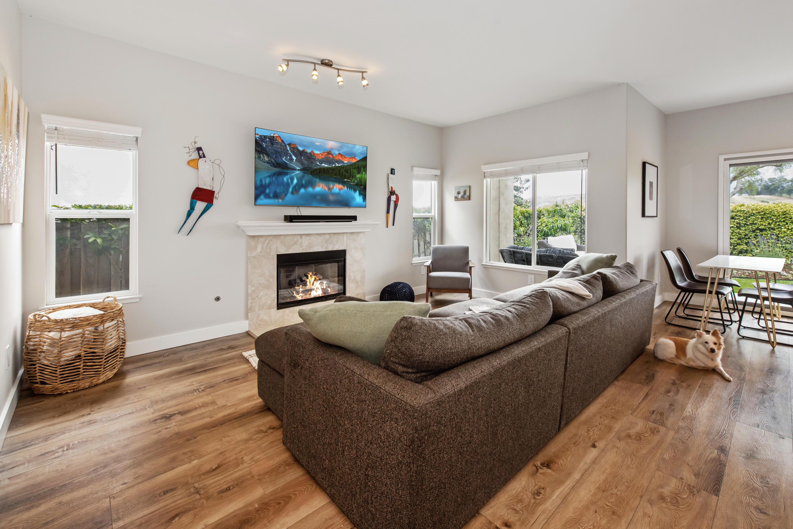 7906 Winchester Circle