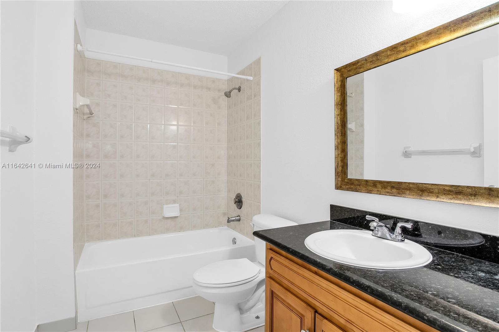 2441 SW 31st Ave # 304