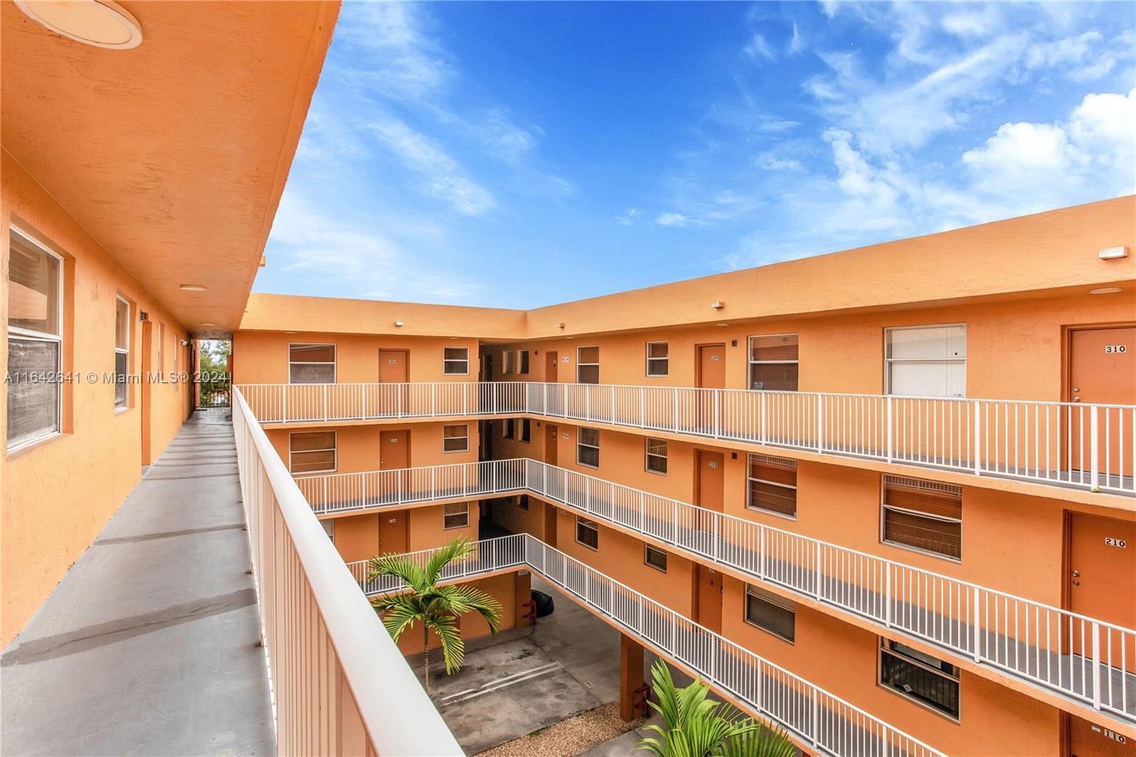 2441 SW 31st Ave # 304