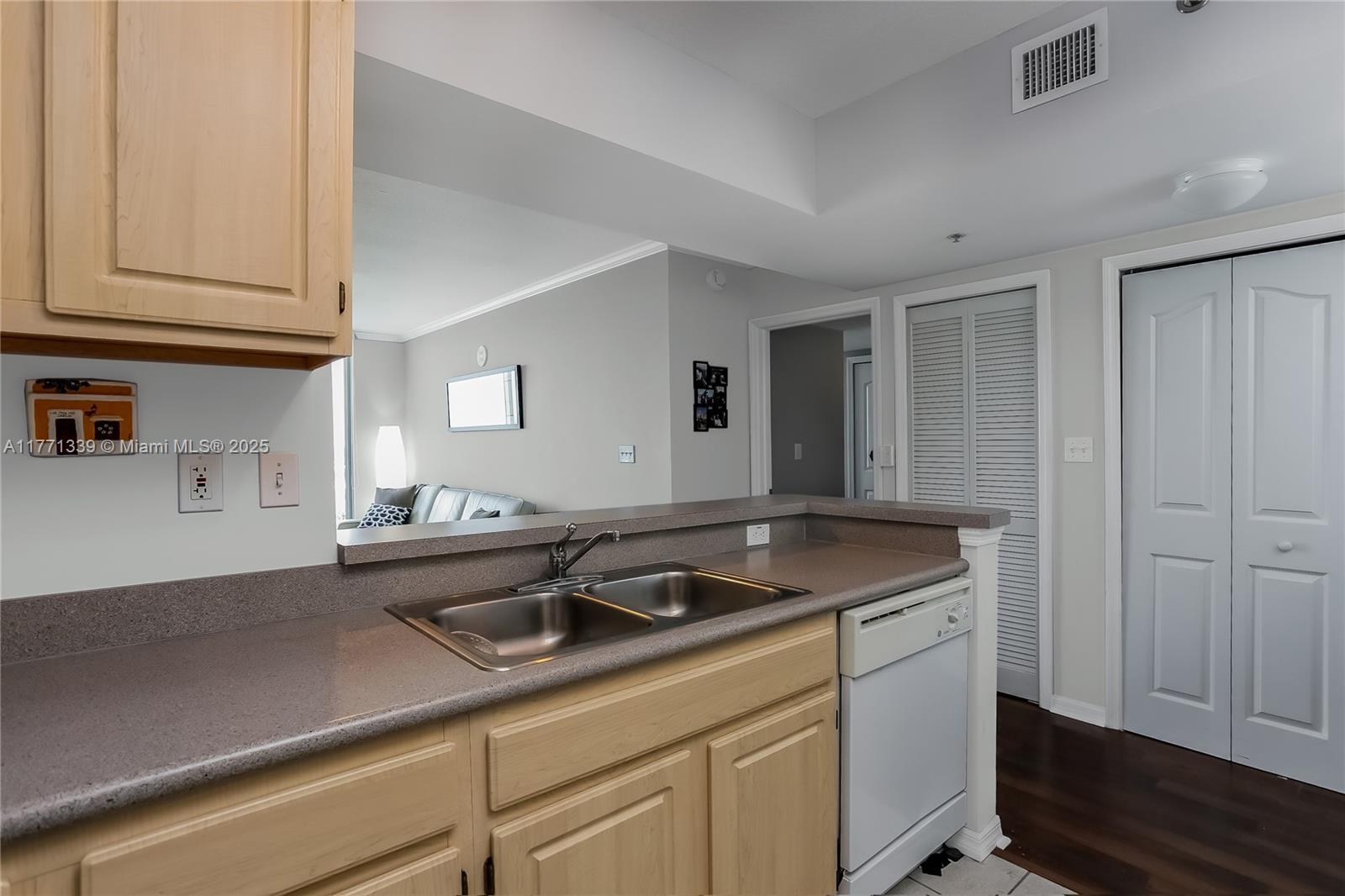 2665 SW 37th Ave # 1404