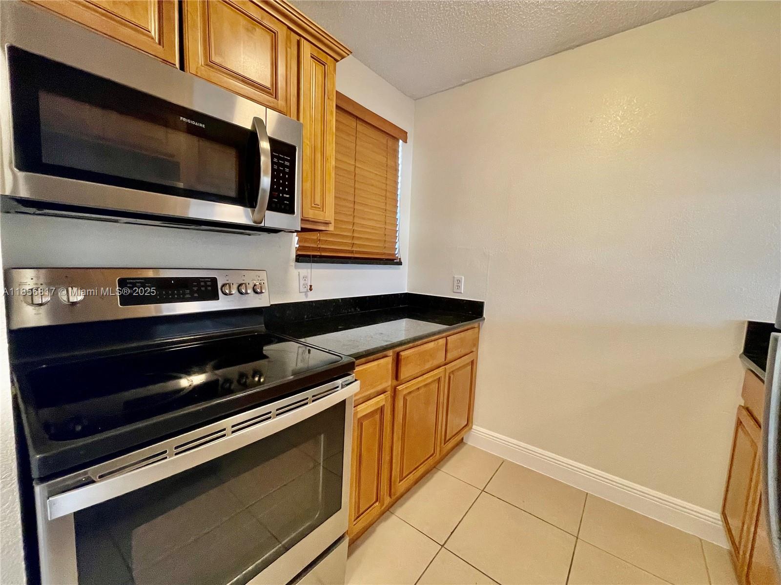 2441 SW 31st Ave # 302
