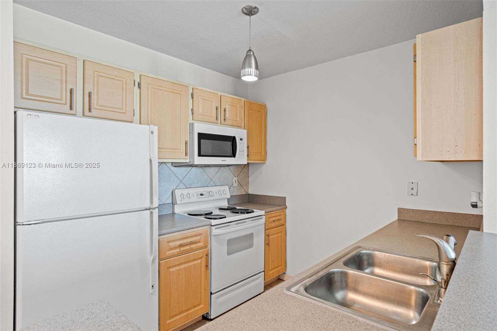 2665 SW 37th Ave # 813