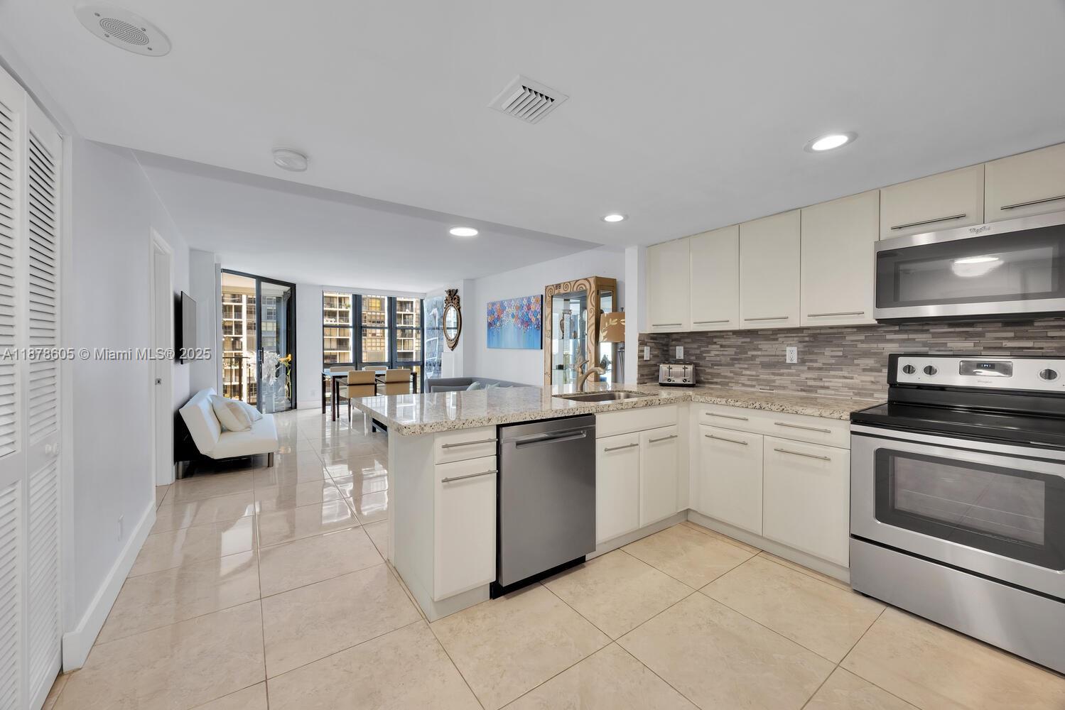 1915 Brickell Ave # C1205