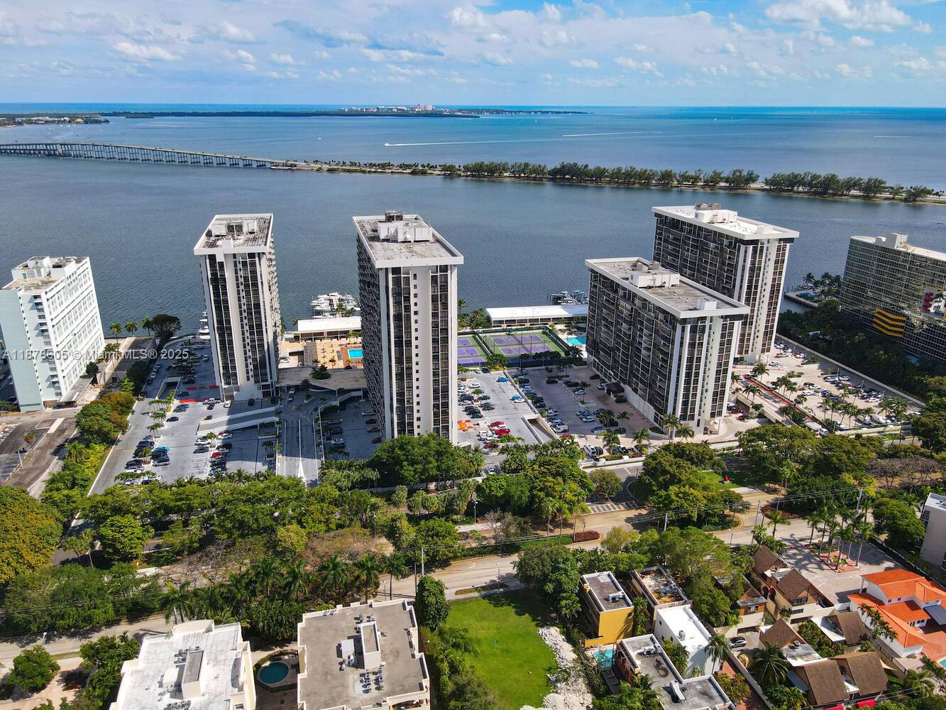 1915 Brickell Ave # C1205