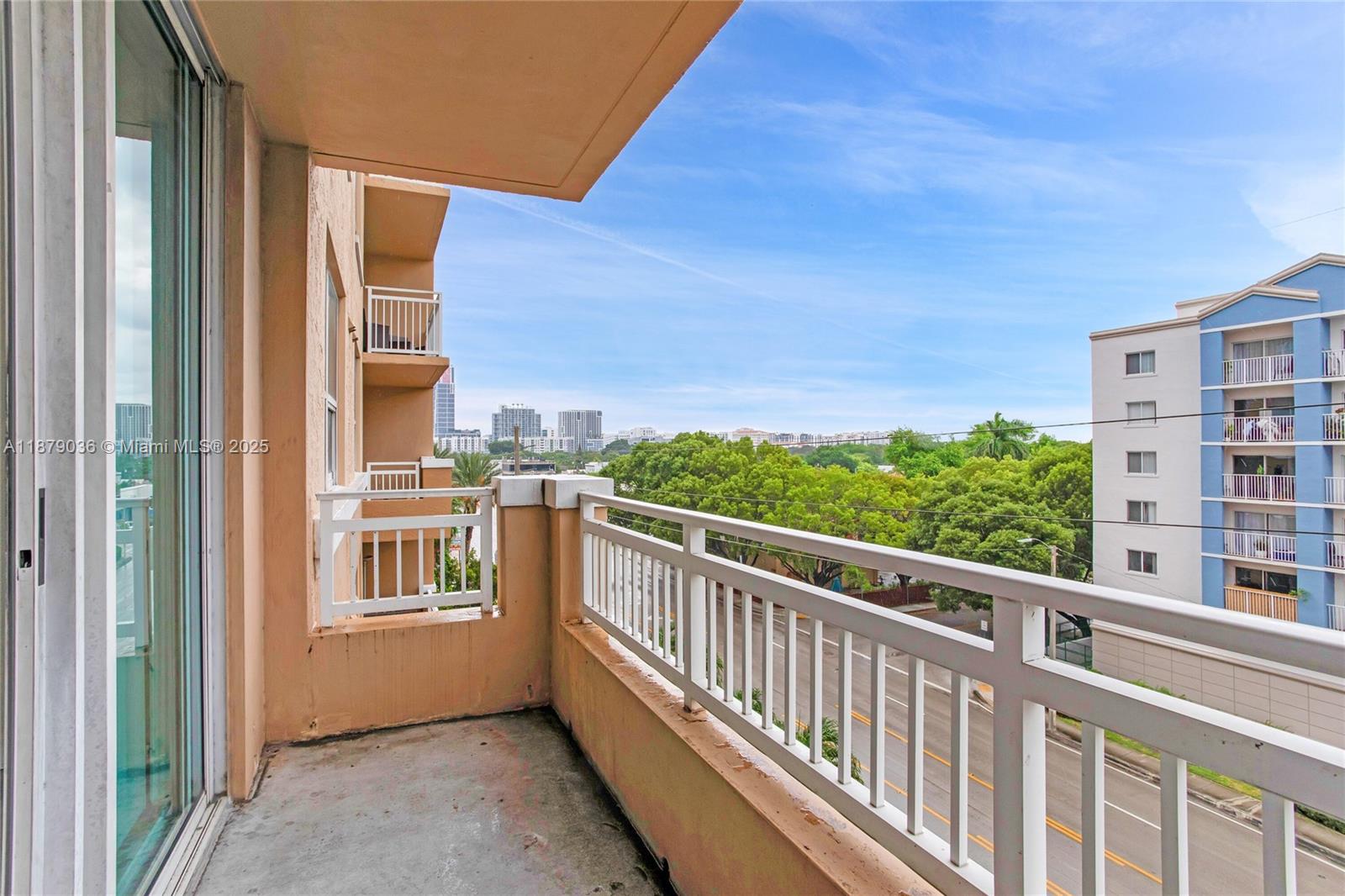 2665 SW 37th Ave # 512
