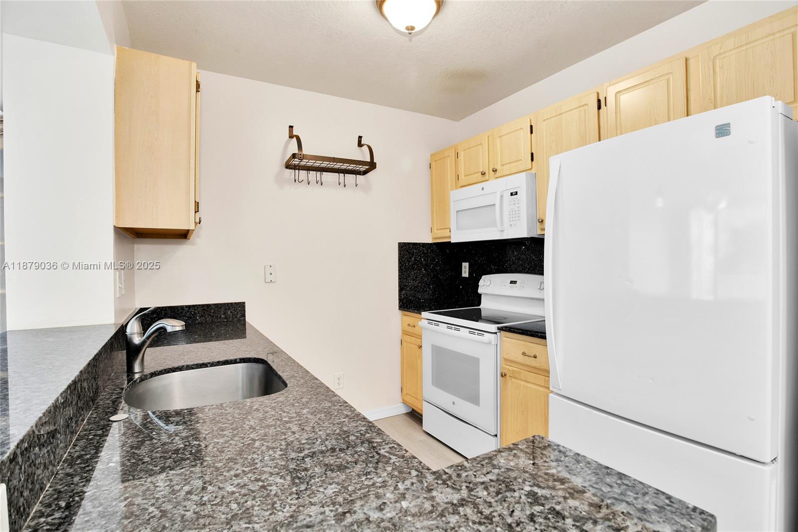 2665 SW 37th Ave # 512