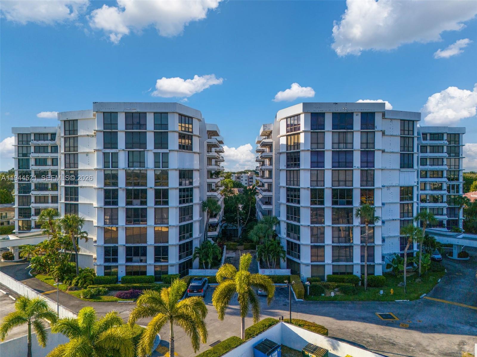 13953 Kendale Lakes Cir # 608B