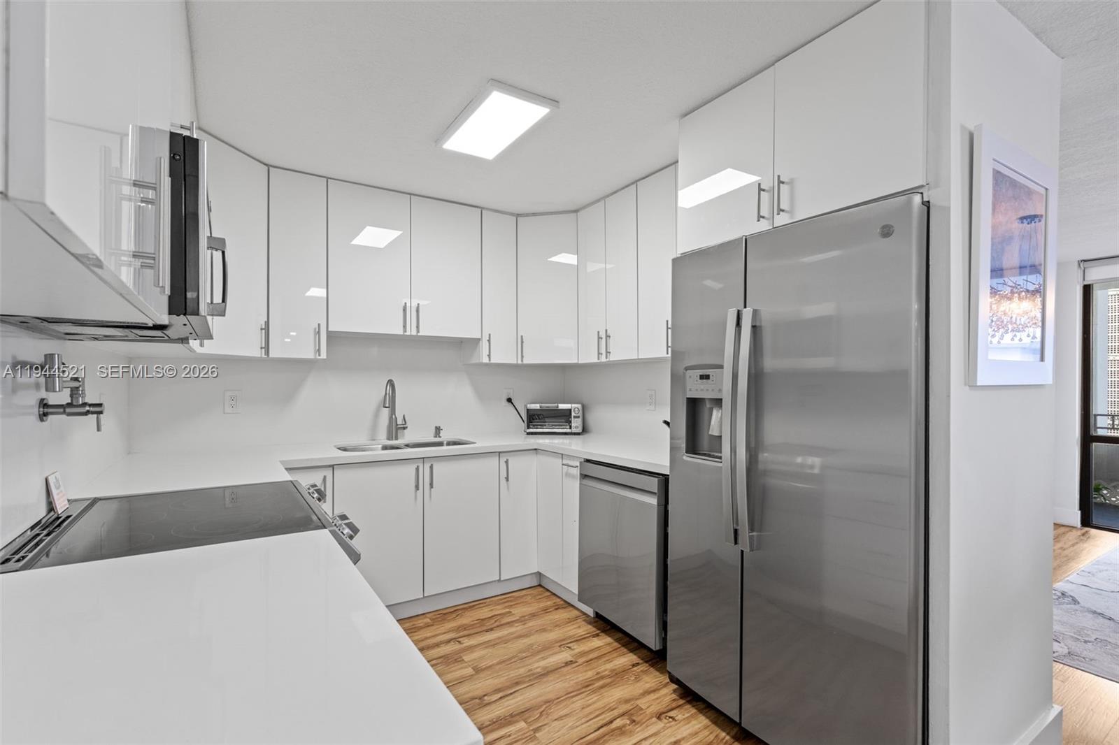 13953 Kendale Lakes Cir # 608B