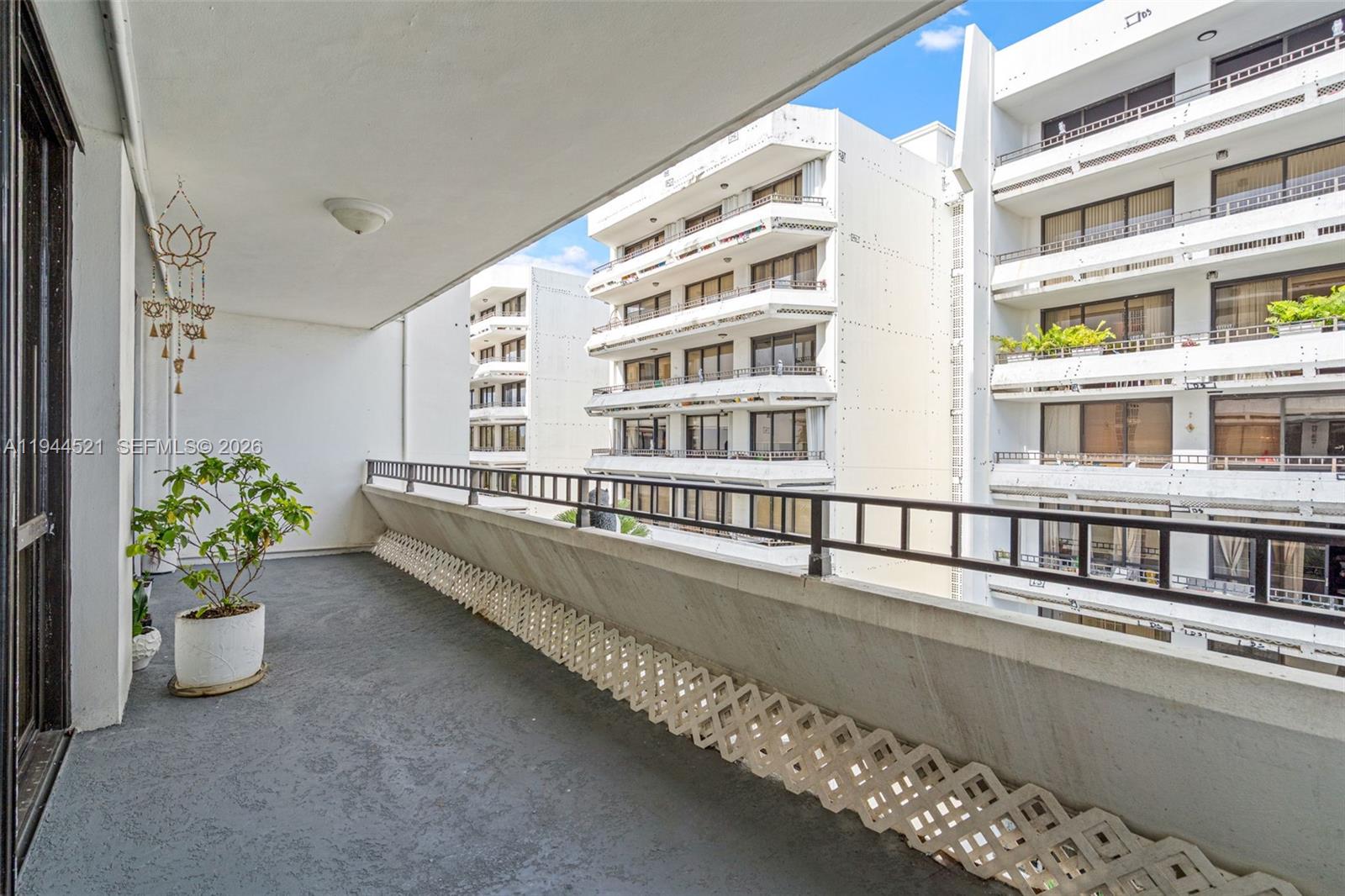 13953 Kendale Lakes Cir # 608B