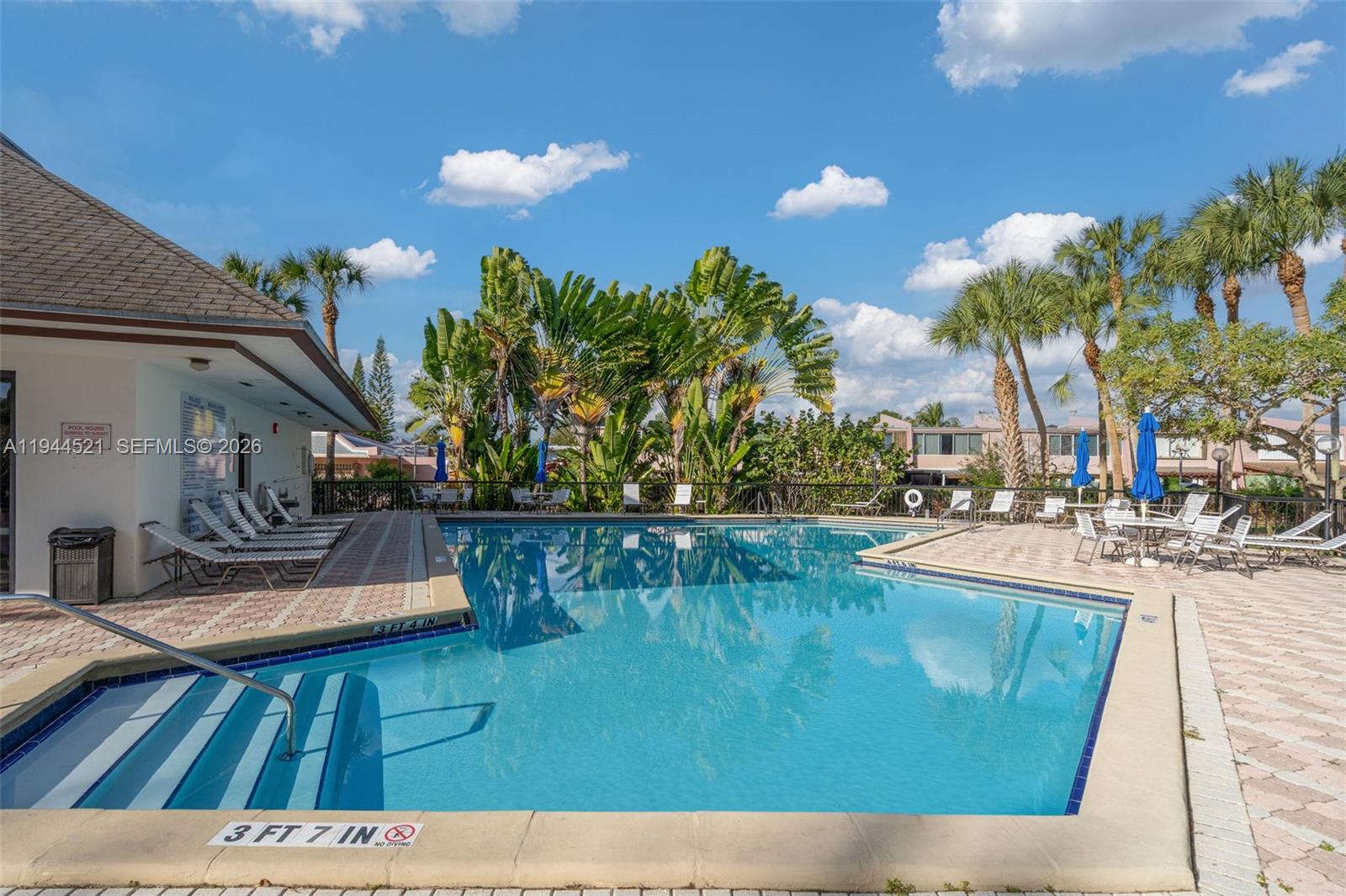 13953 Kendale Lakes Cir # 608B