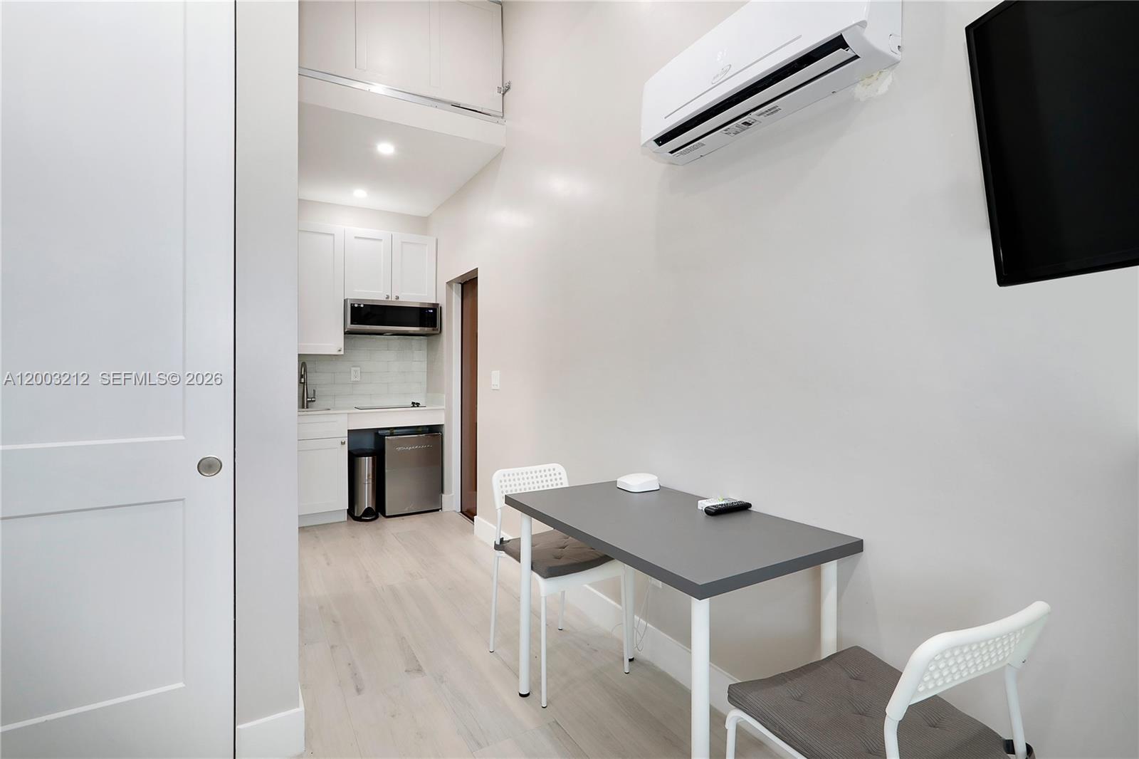 2368 SW 21st St Side