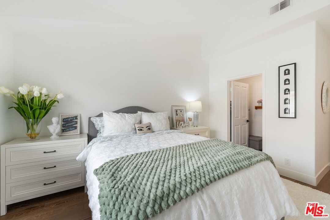6453 Zuma View Pl Unit: 123