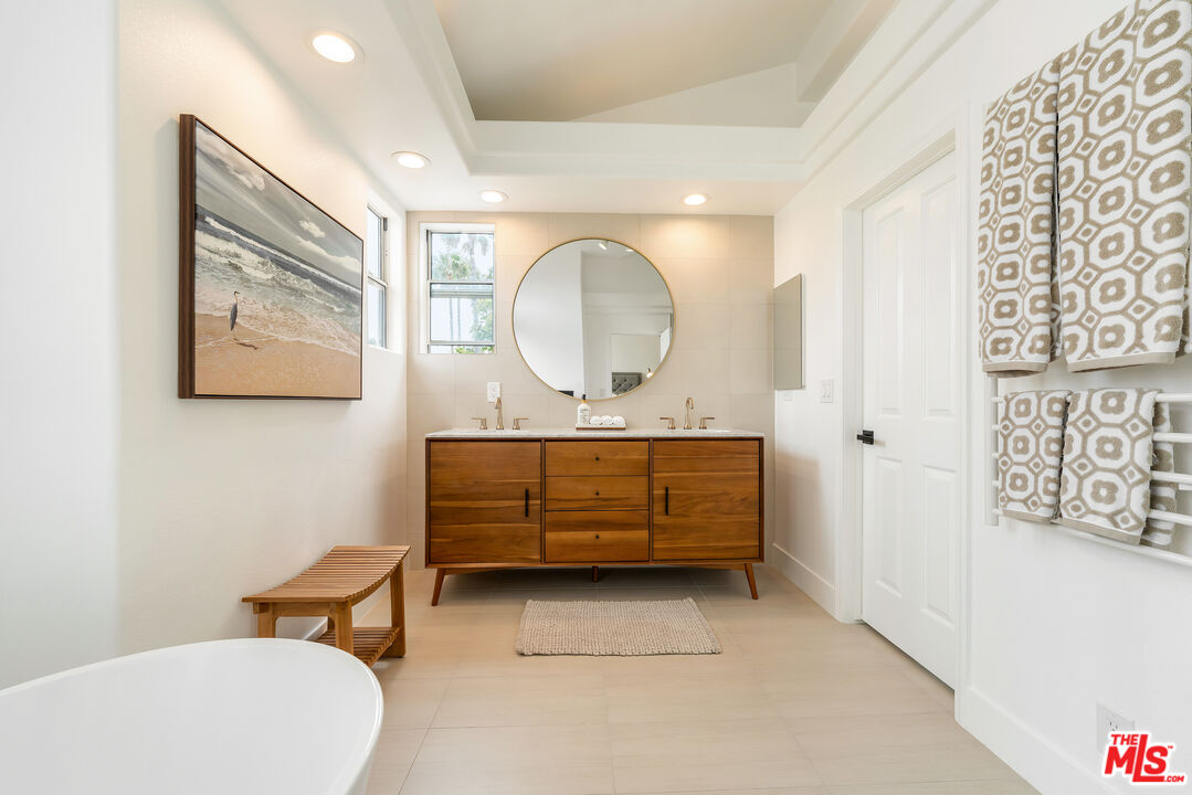 6453 Zuma View Pl Unit: 123