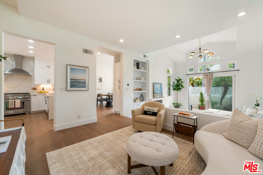 6453 Zuma View Pl Unit: 123