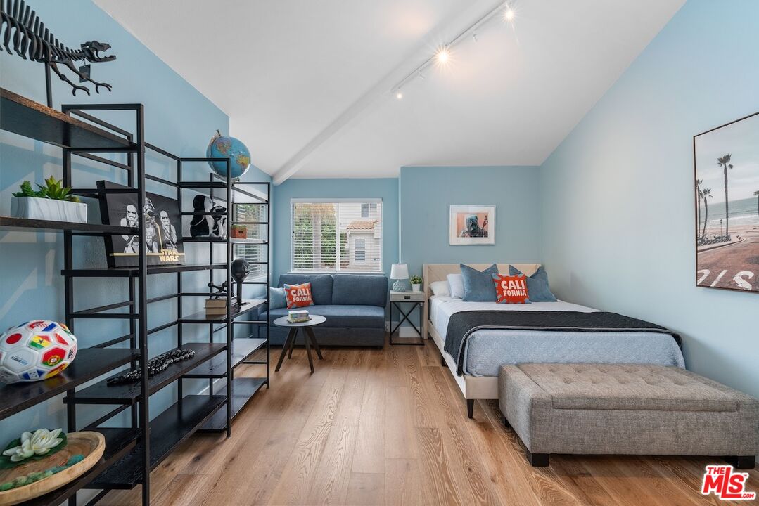 6453 Zuma View Pl Unit: 123
