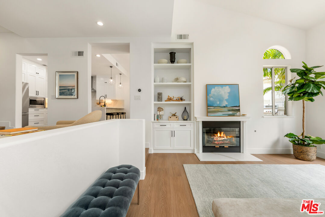 6453 Zuma View Pl Unit: 123