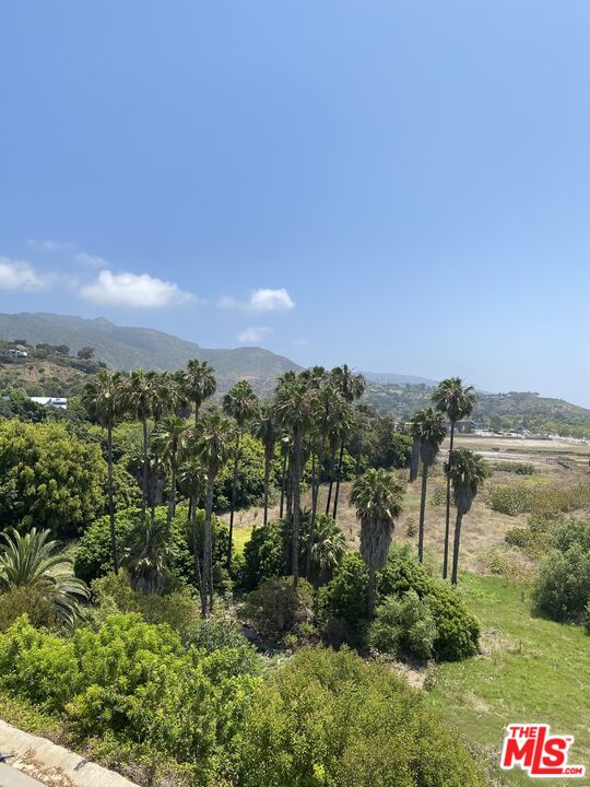 23901 Civic Center Way Unit: 114