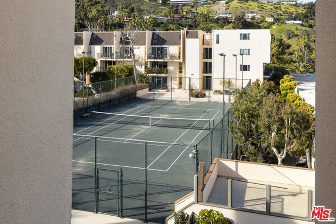 23901 Civic Center Way Unit: 372