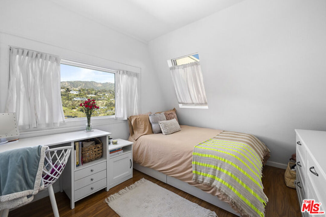 23901 Civic Center Way Unit: 372