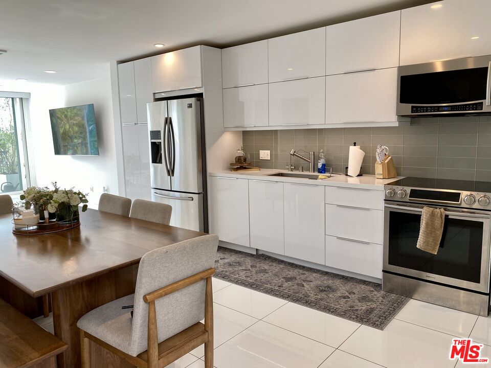 23901 Civic Center Way Unit: 114