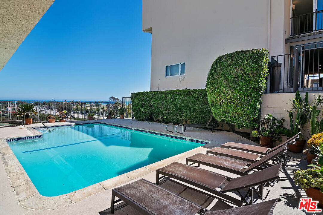 23901 Civic Center Way Unit: 114