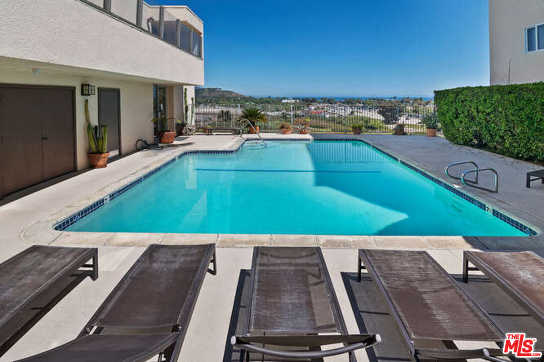 23901 Civic Center Way Unit: 114