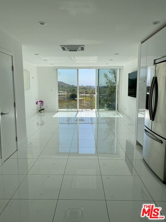 23901 Civic Center Way Unit: 114