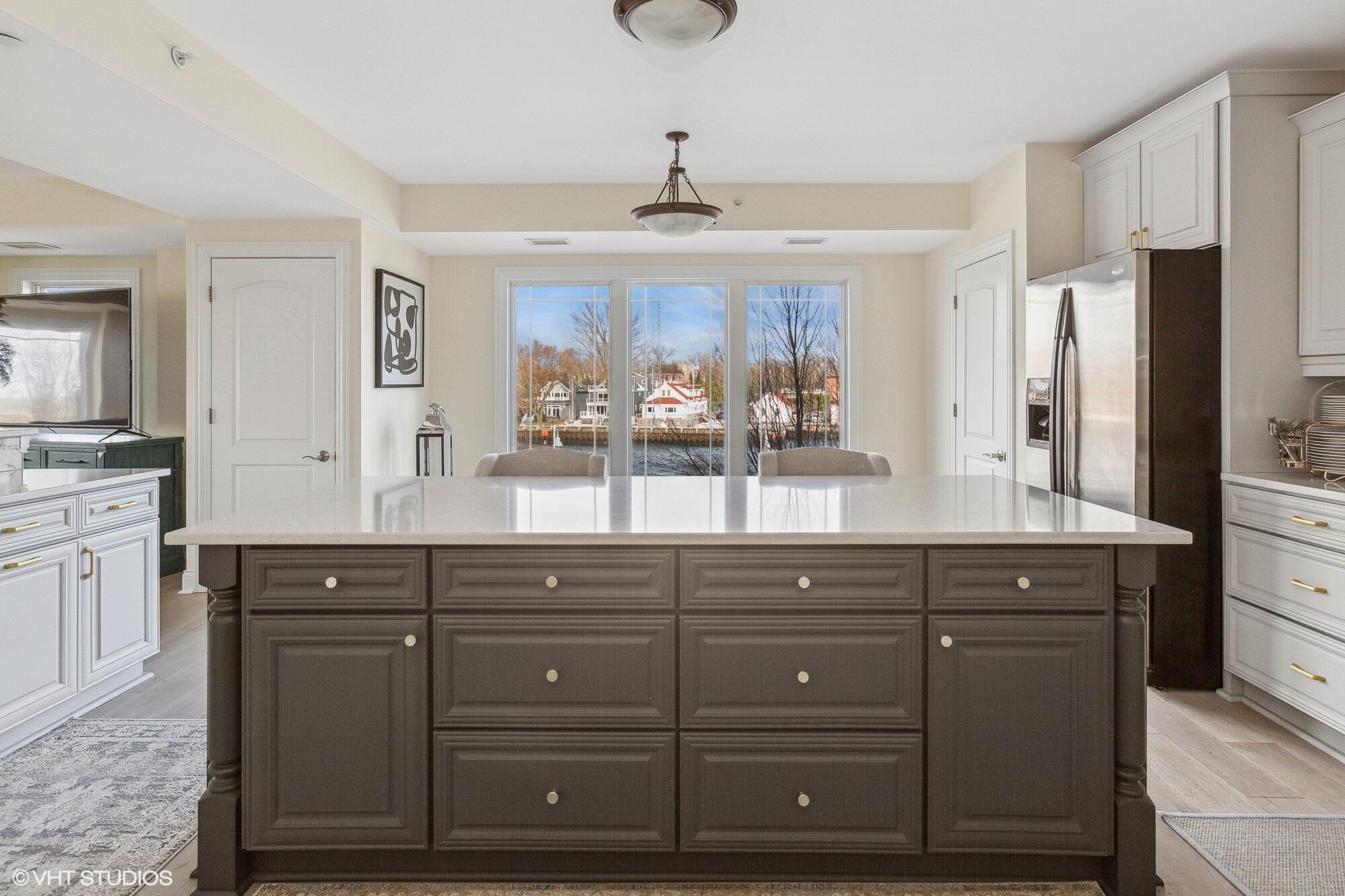 200 Lake Street, 3B, St. Joseph Unit: 3B