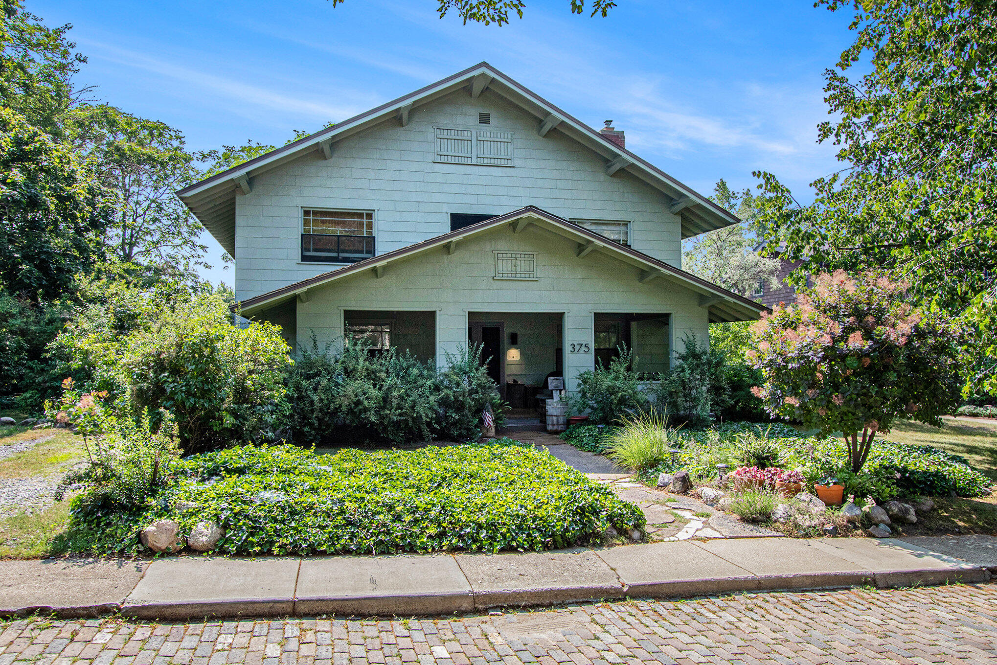 375 Ridgeway Street, St. Joseph