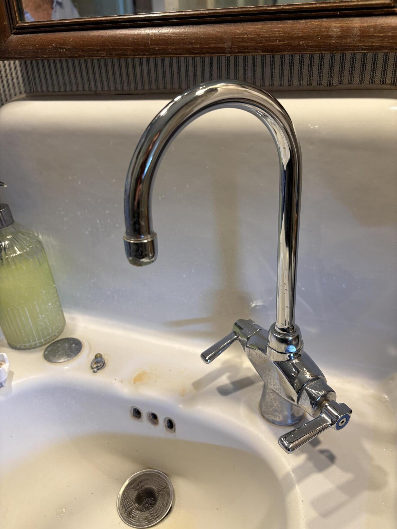 375 Ridgeway Street, St. Joseph