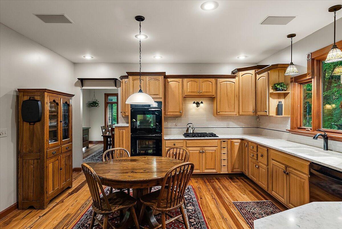 5797 Wildwood Drive