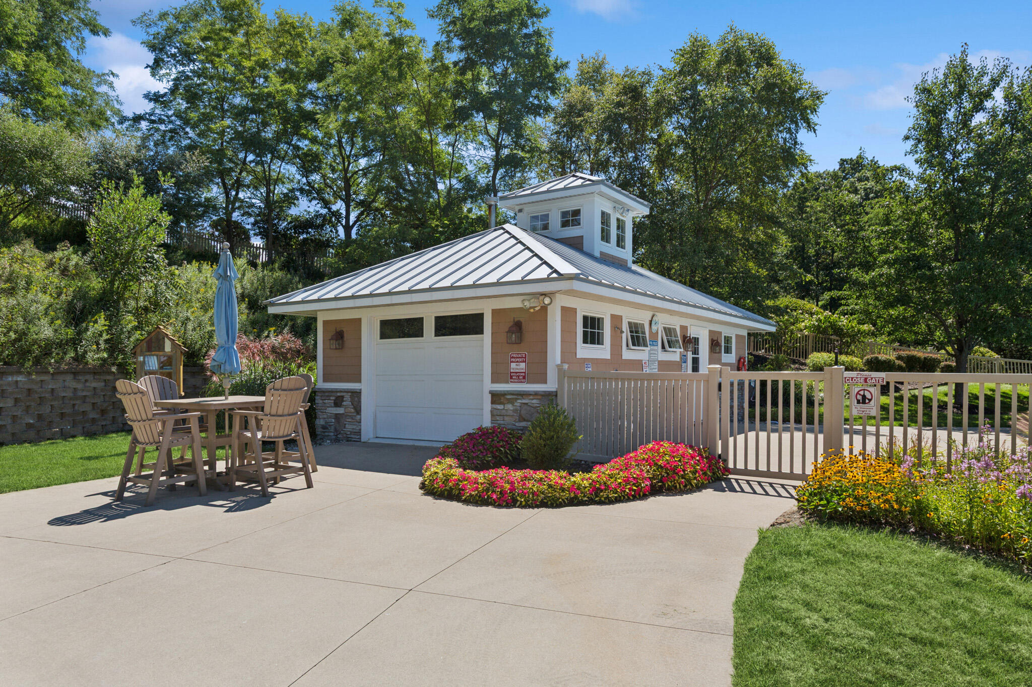 7161 Windcliff Drive, 9